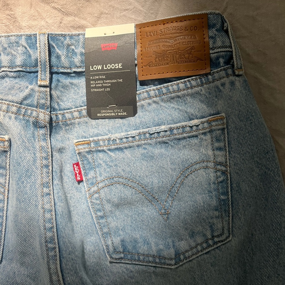 Levi’s low loose jeans